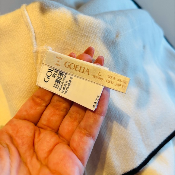 GOELIA 🐑 Wool Cream Women's Cardigan with Black Trim sz M/L - Picture 17 of 17